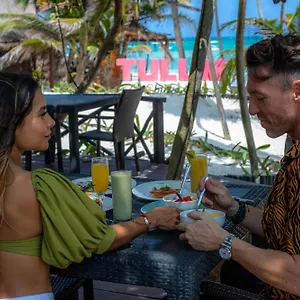 https://tita-tulum-hotel-ecologico.allrivieramayahotels.com