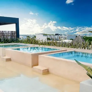 Bloom Hotel